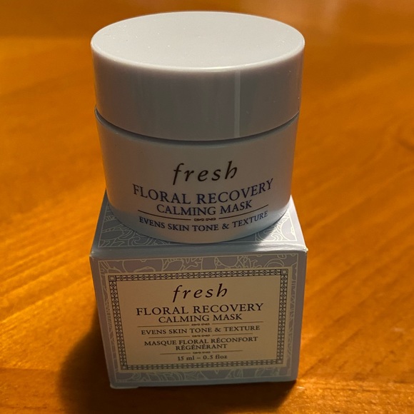 Fresh Floral Recovery Calming Face Mask 🌹 - Picture 2 of 16